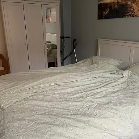 Comfortable 2-bedroom In The Centre Of T93 *