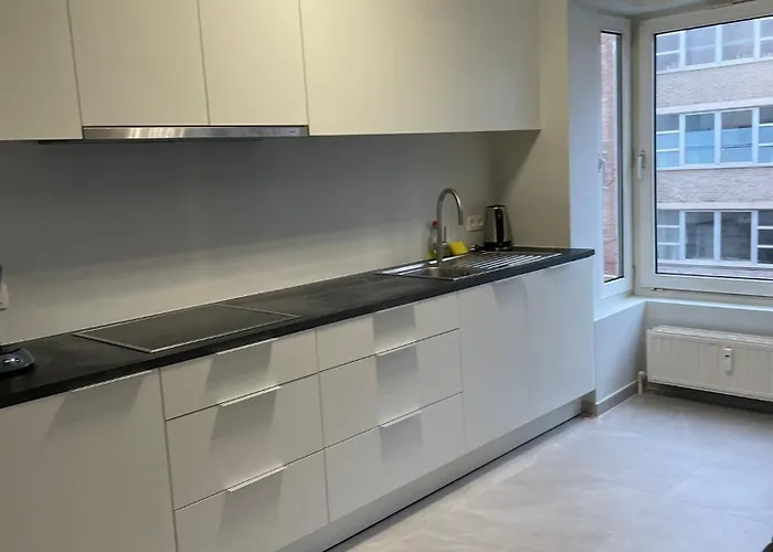 Appartement Comfortable 2-bedroom In The Centre Of T93